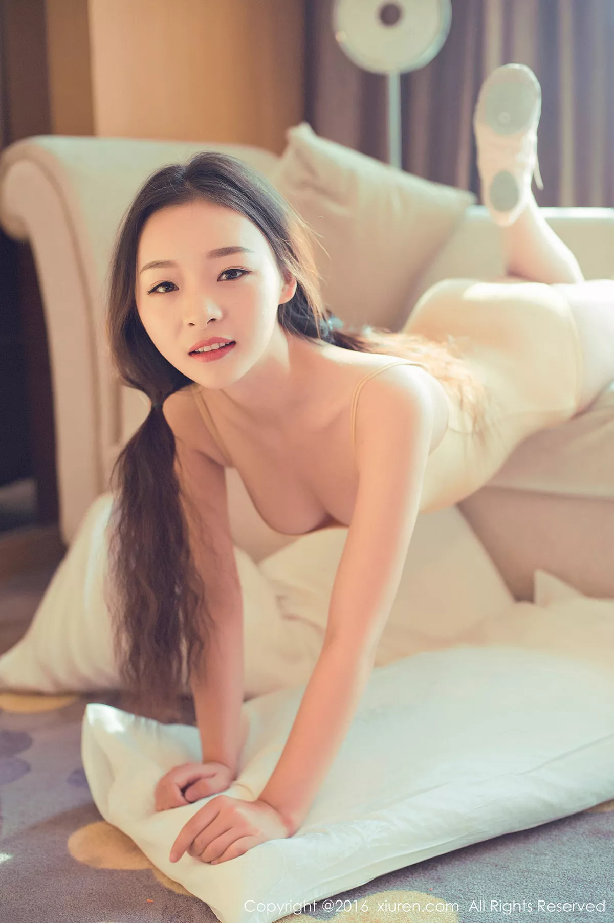 [XiuRen秀人网]第648期尤Una娜写真  第16张-《94零社区》