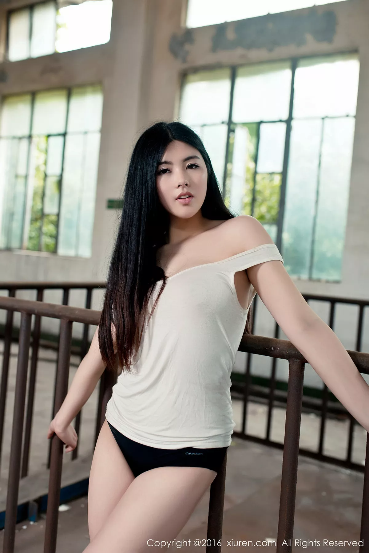 [XiuRen秀人网]第518期娜露Selena写真  第4张-《94零社区》